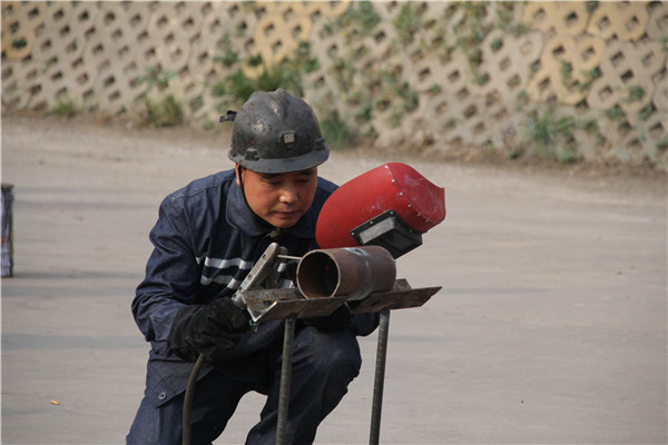 岗位练兵强素质 技术比武提能力